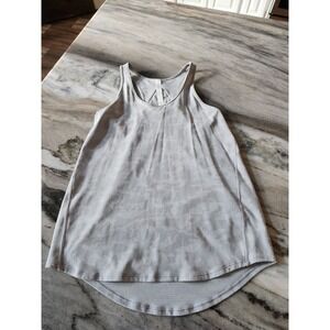 Lululemon Essentials Tank Light Grey Camo Size 4 Sleeveless Flowy